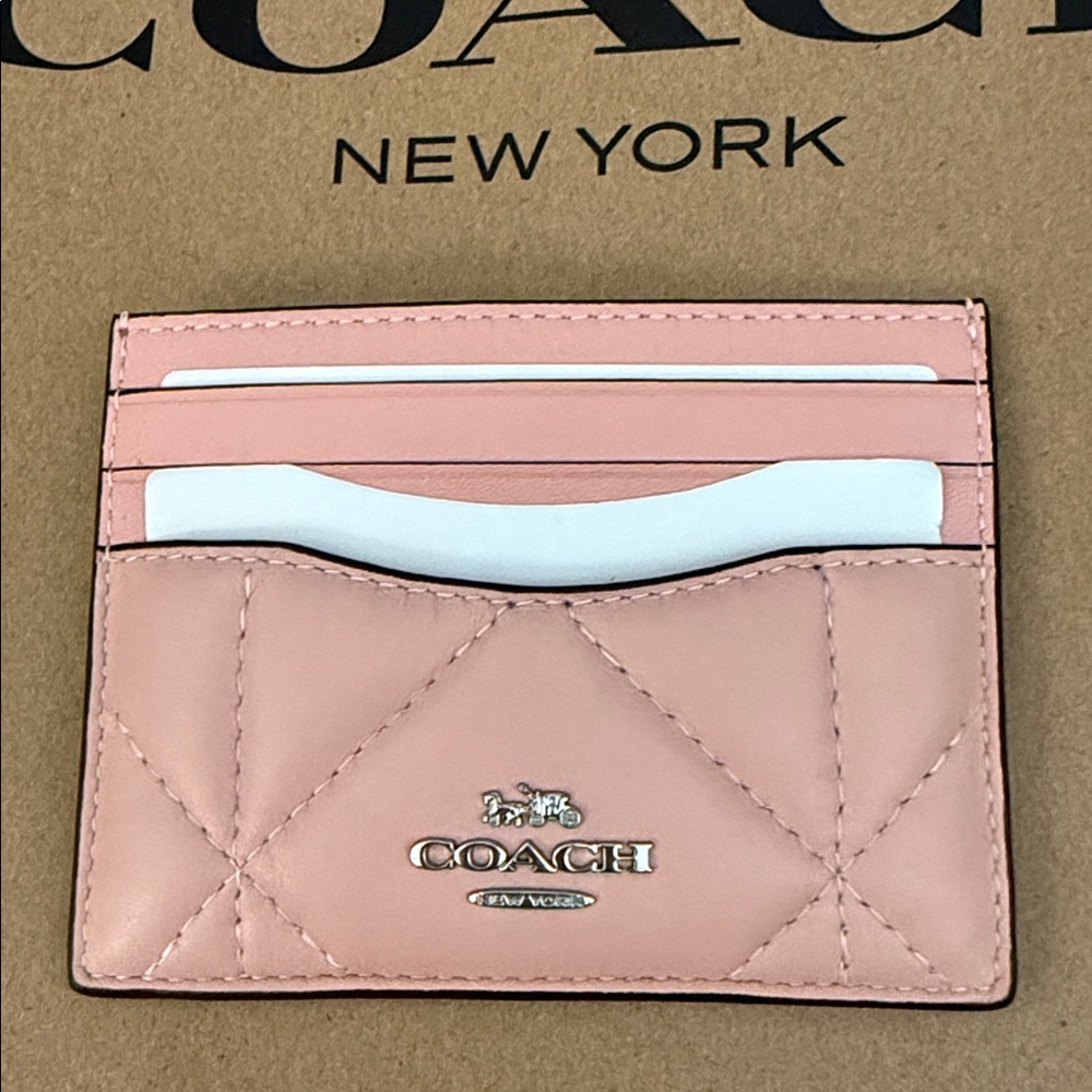 Coach Slim Id Card Case With Puffy Diamond Quilting in Light Pink CJ525